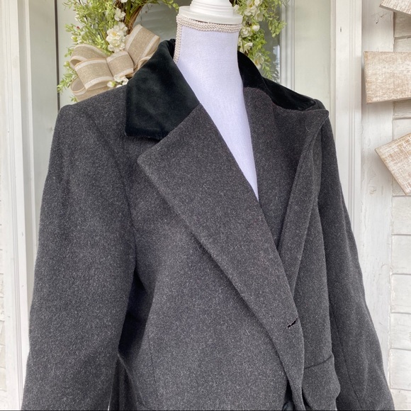 Vintage Full Length Wool Coat Black Velvet Collar - Picture 4 of 13